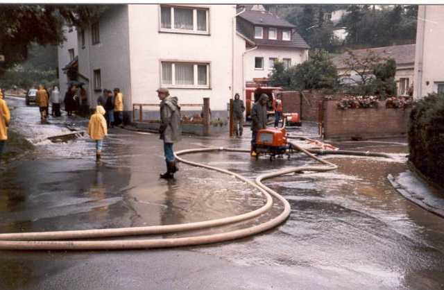 ff-einsatz-hochwasser-1981_01.jpg