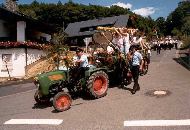 ff-50-jahre-ff-wuestems-1985_04.jpg
