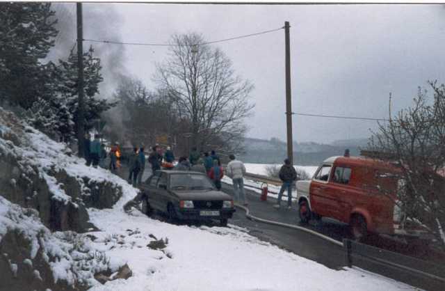 ff-einsatz-fahrzeugbrand-1988_05.jpg