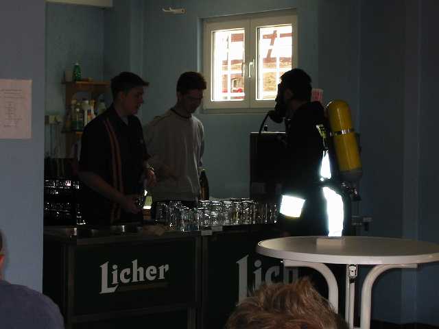 ff-tag-der-offenen-tuer-2002_21.JPG