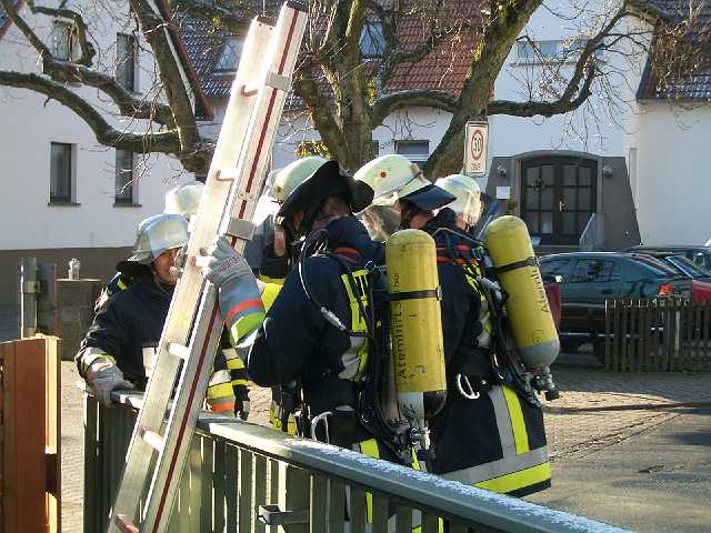ff-ueb-atemschutz-2004_30.JPG