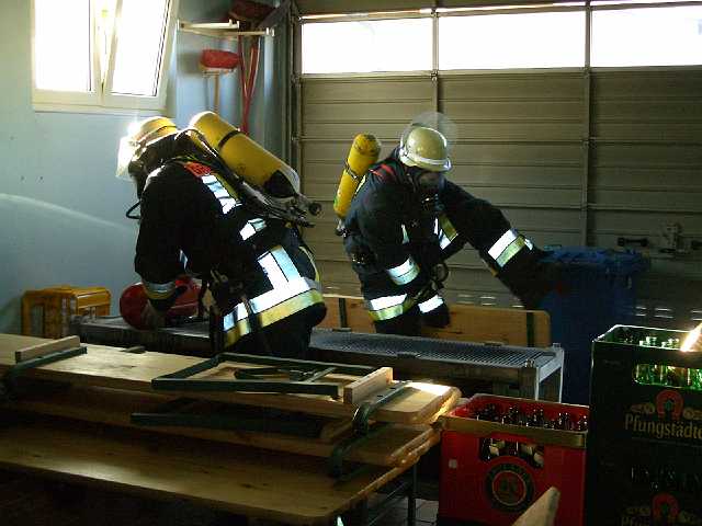 ff-ueb-atemschutz-2004_60.JPG