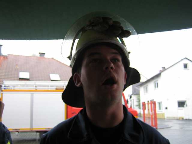 ff-tag-der-offenen-tuer-esch-2005_004.JPG