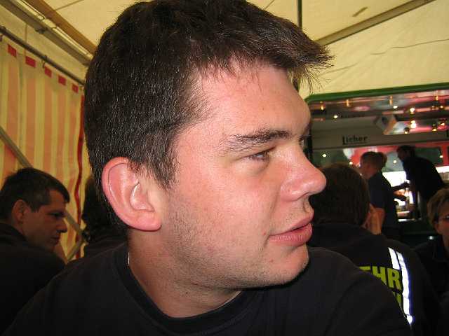 ff-tag-der-offenen-tuer-esch-2005_021.JPG