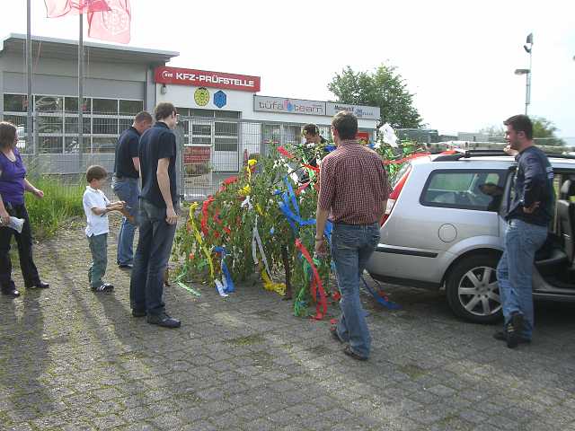 ff-baeumchen-stellen-friedrich_20100529-175240.JPG