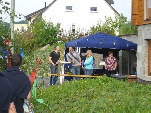 ff-baeumchen-stellen-friedrich_20100529-180854.JPG