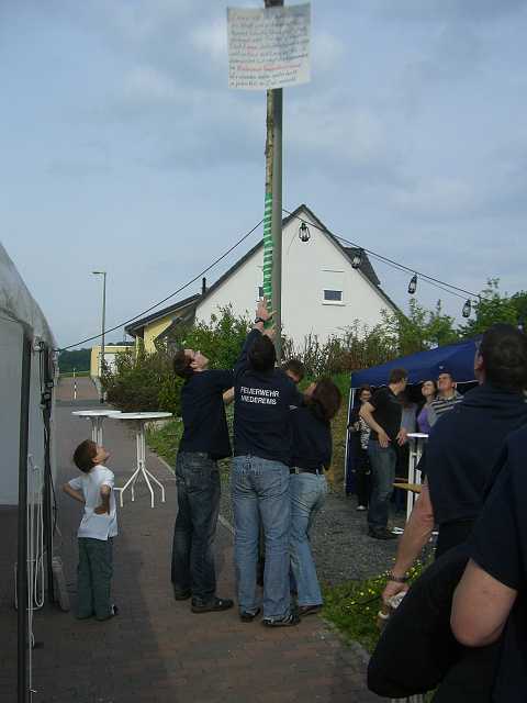 ff-baeumchen-stellen-friedrich_20100529-180906.JPG