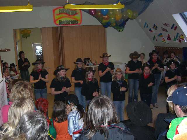 Kindermaskenball-2006_16.JPG