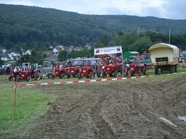 Schleppertreffen-2004_02.JPG
