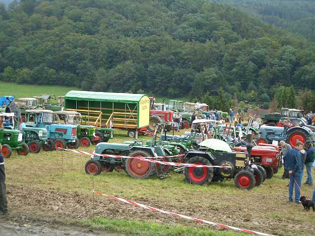 Schleppertreffen-2004_08.JPG