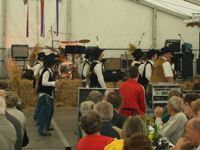 Schleppertreffen-2004_09.JPG
