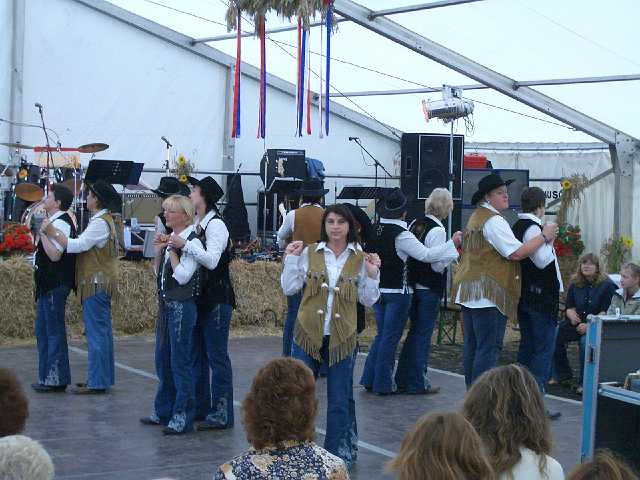 Schleppertreffen-2004_12.JPG