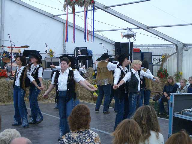 Schleppertreffen-2004_13.JPG