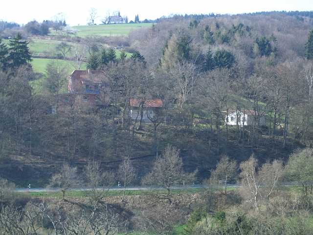 Niederems_Am_Gehren_20050403.JPG